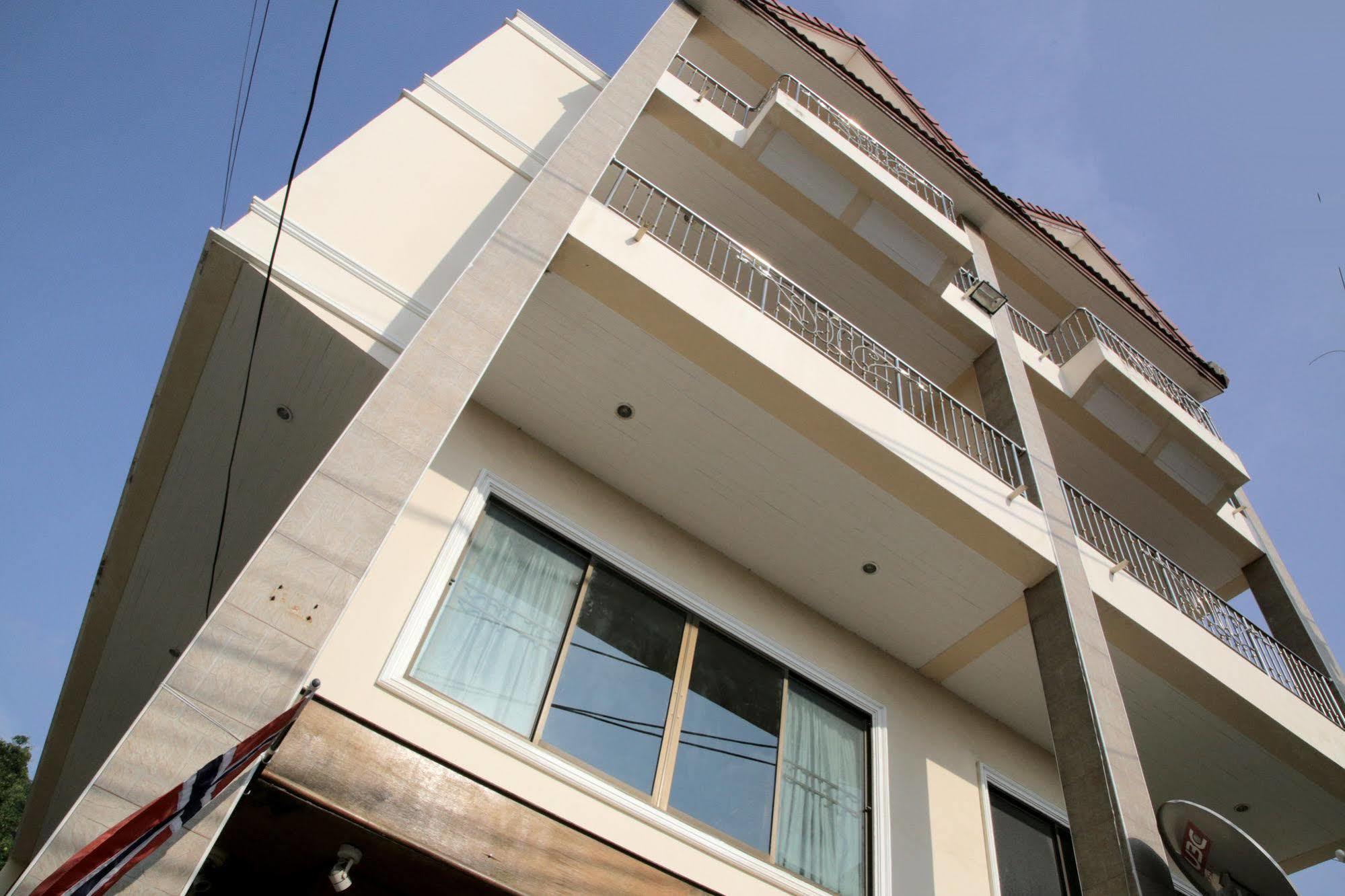 Green Mango Guesthouse Patong Eksteriør bilde